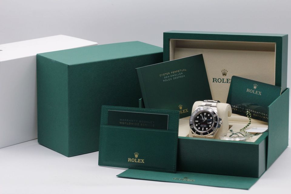 Rolex Sea-Dweller 126600 Image 5